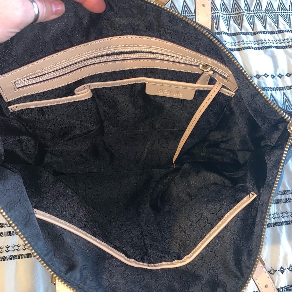 Michael Kors purse